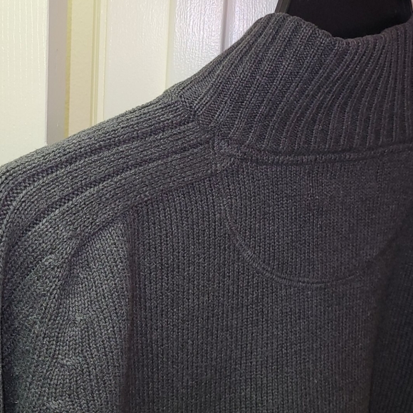 Zip up sweater - Picture 7 of 7